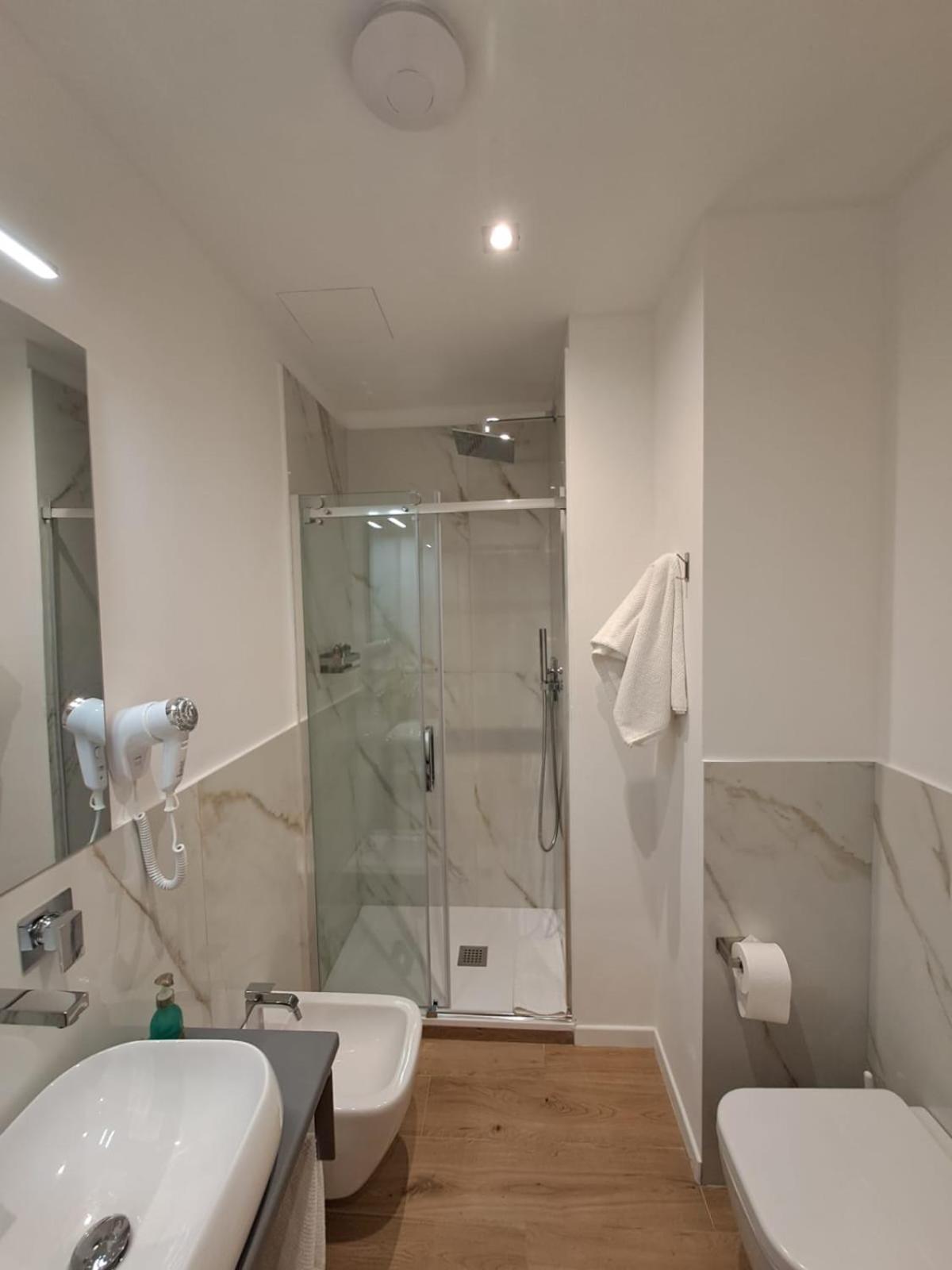 Keizna Rooms Чезена Екстер'єр фото